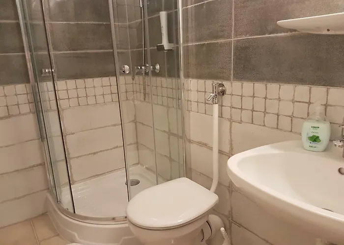 Nocleg ze śniadaniem Bajor 2*